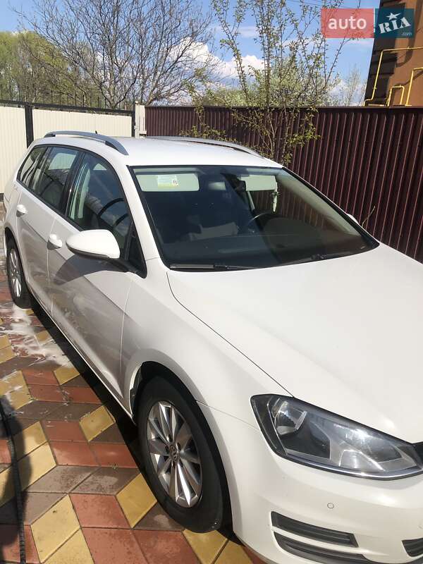 Универсал Volkswagen Golf 2014 в Переяславе