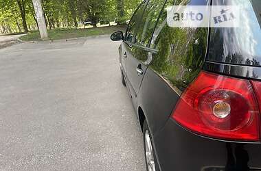 Хэтчбек Volkswagen Golf 2006 в Харькове