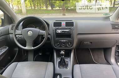 Хэтчбек Volkswagen Golf 2006 в Харькове