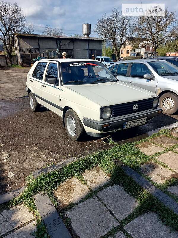 Хетчбек Volkswagen Golf 1991 в Тячеві