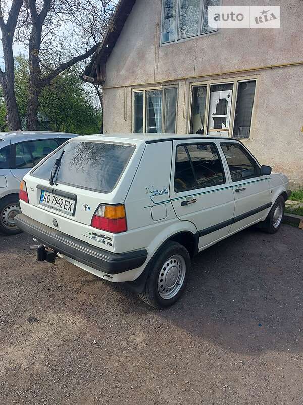 Хетчбек Volkswagen Golf 1991 в Тячеві