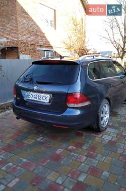 Универсал Volkswagen Golf 2010 в Тернополе