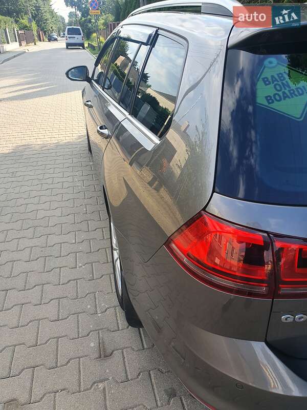 Універсал Volkswagen Golf 2016 в Харкові