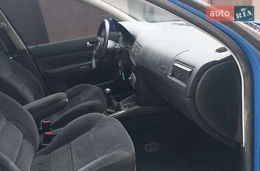 Хэтчбек Volkswagen Golf 1999 в Ходорове