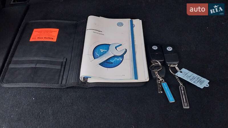 Хетчбек Volkswagen Golf 1999 в Ходореві