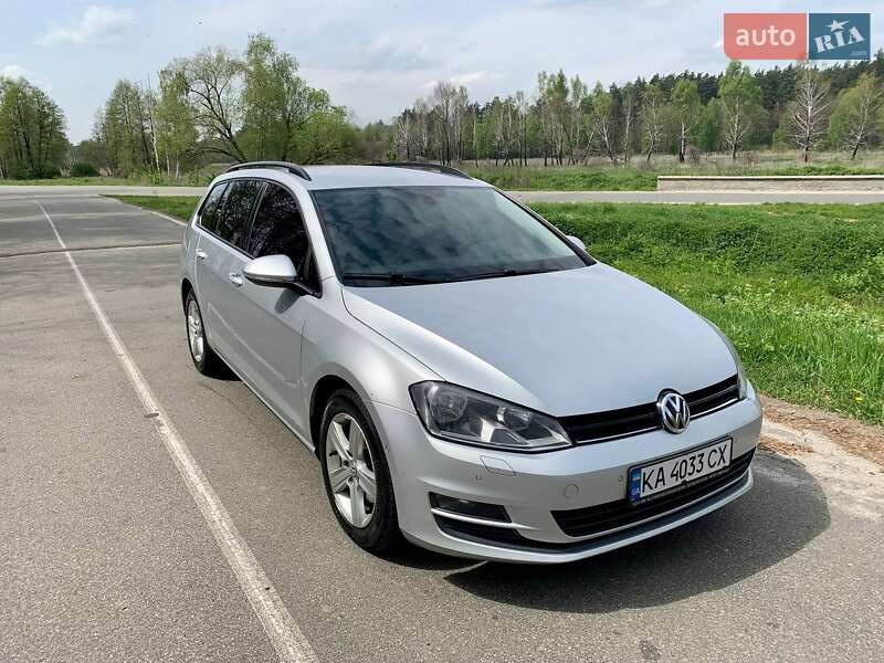 Универсал Volkswagen Golf 2014 в Киеве
