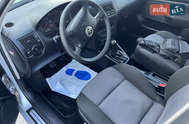 Універсал Volkswagen Golf 2000 в Луцьку