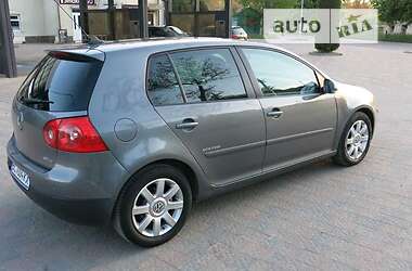 Хэтчбек Volkswagen Golf 2008 в Львове