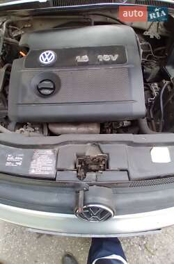Універсал Volkswagen Golf 2002 в Полтаві