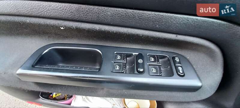 Хэтчбек Volkswagen Golf 2001 в Львове