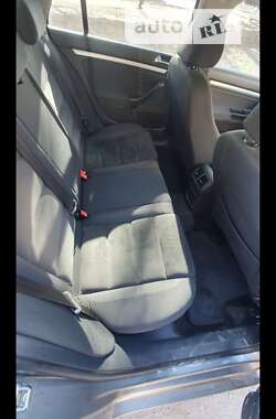 Универсал Volkswagen Golf 2011 в 