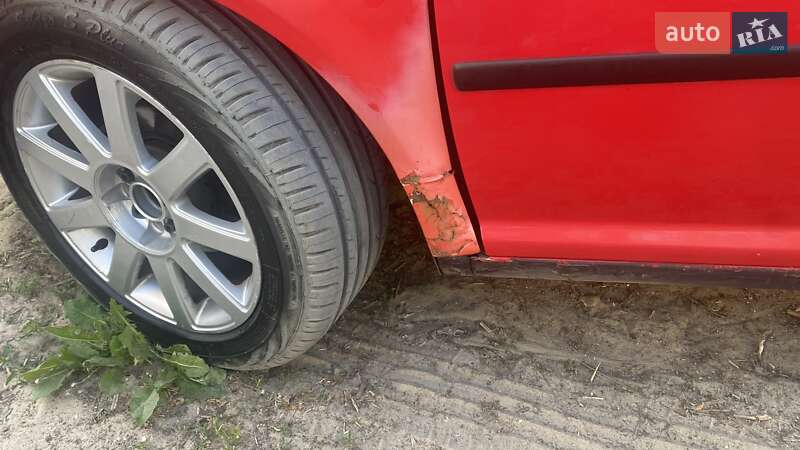 Хетчбек Volkswagen Golf 1998 в Малині