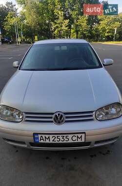 Хэтчбек Volkswagen Golf 1999 в Николаеве