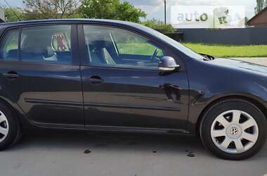 Хэтчбек Volkswagen Golf 2007 в 