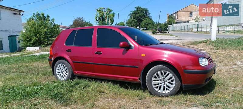 Volkswagen Golf 1998