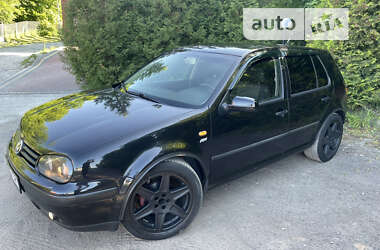 Хэтчбек Volkswagen Golf 2001 в Львове