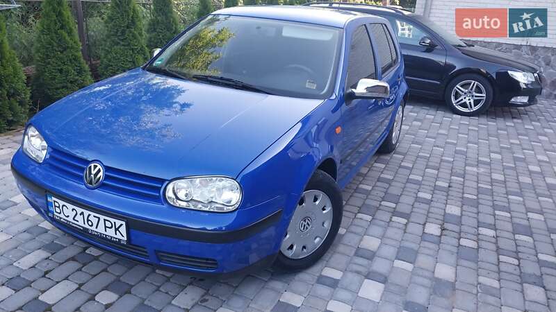 Хетчбек Volkswagen Golf 1999 в Ходореві