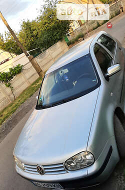 Хетчбек Volkswagen Golf 2002 в Вінниці