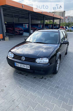 Универсал Volkswagen Golf 2001 в 
