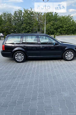 Универсал Volkswagen Golf 2001 в 