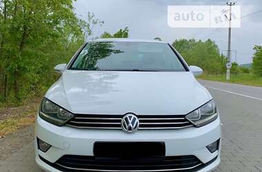 Универсал Volkswagen Golf 2016 в Черновцах