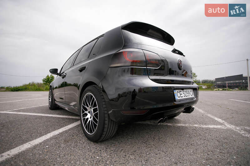 Хетчбек Volkswagen Golf 2012 в Чернівцях