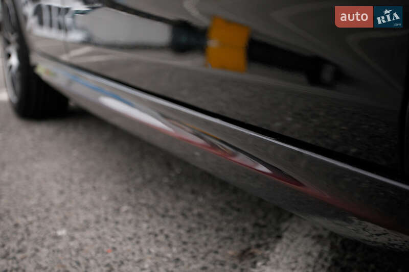 Хетчбек Volkswagen Golf 2012 в Чернівцях