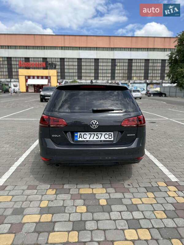 Универсал Volkswagen Golf 2013 в Луцке