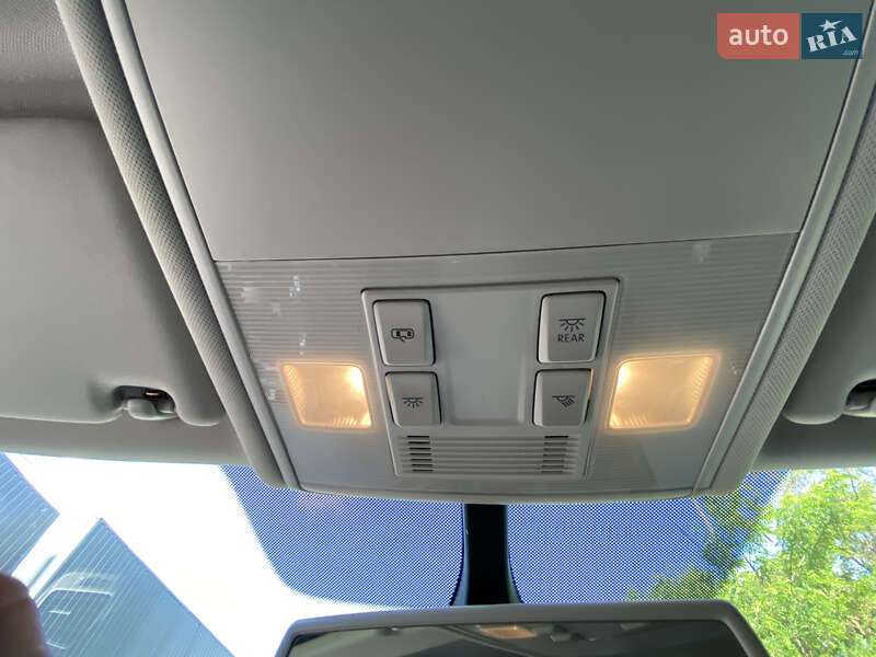 Універсал Volkswagen Golf 2016 в Кривому Розі