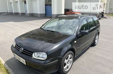 Універсал Volkswagen Golf 2000 в Каневі