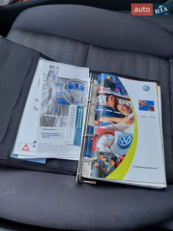 Хетчбек Volkswagen Golf 2007 в Ужгороді