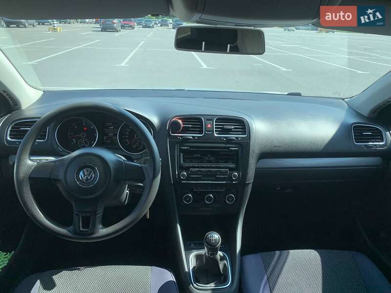 Універсал Volkswagen Golf 2013 в Кам'янець-Подільському