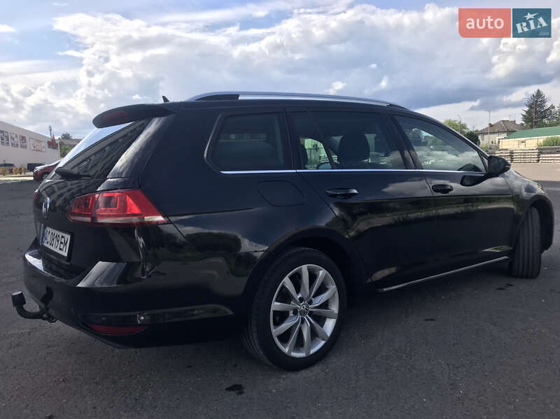 Універсал Volkswagen Golf 2016 в Луцьку