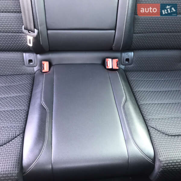 Універсал Volkswagen Golf 2016 в Луцьку