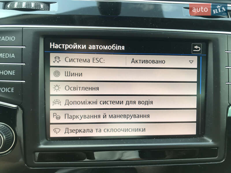 Універсал Volkswagen Golf 2016 в Луцьку