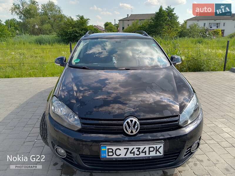 Универсал Volkswagen Golf 2011 в Каменке-Бугской