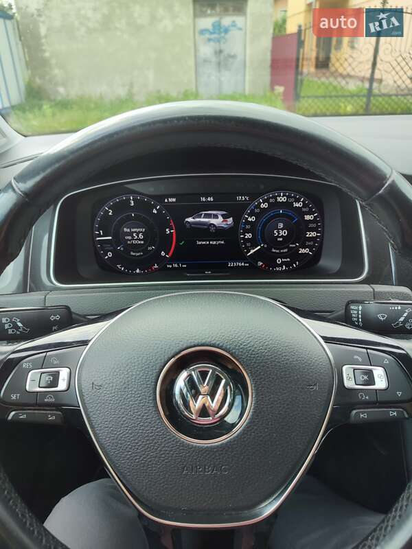 Універсал Volkswagen Golf 2017 в Стрию