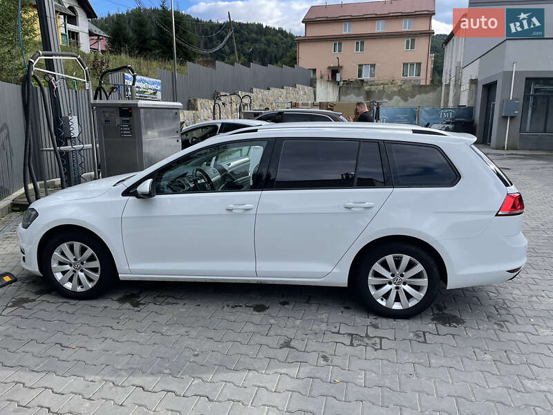 Универсал Volkswagen Golf 2015 в Луцке