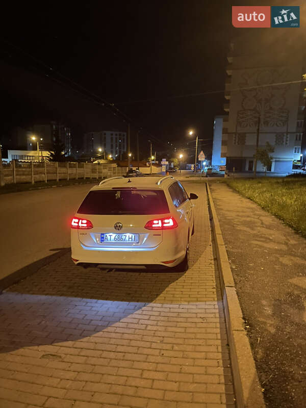 Универсал Volkswagen Golf 2015 в Луцке