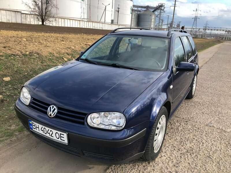 Volkswagen Golf 2000