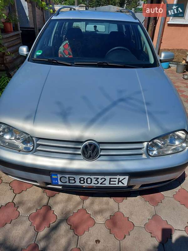 Volkswagen Golf 2000