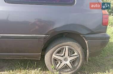 Хэтчбек Volkswagen Golf 1993 в 