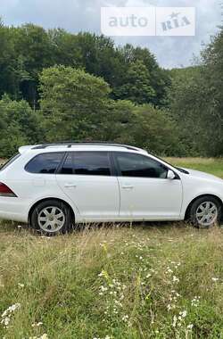 Універсал Volkswagen Golf 2012 в Житомирі