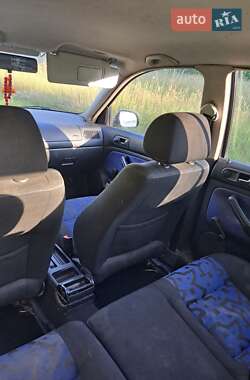 Хэтчбек Volkswagen Golf 1999 в Черновцах