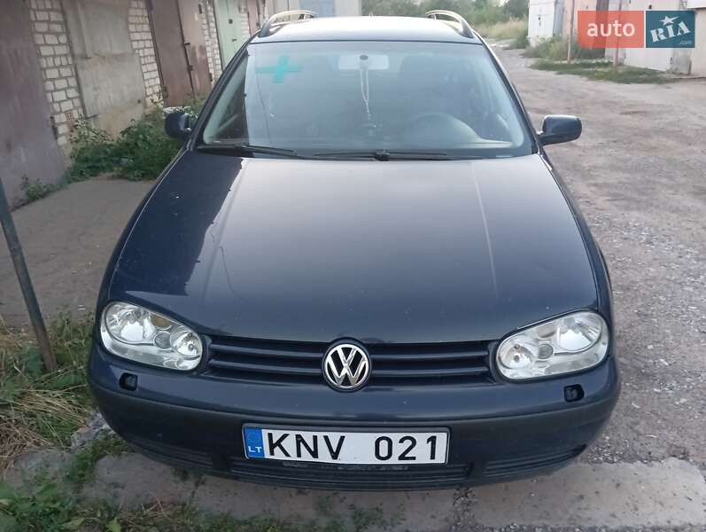 Універсал Volkswagen Golf 2003 в Костянтинівці (Краматорського району)
