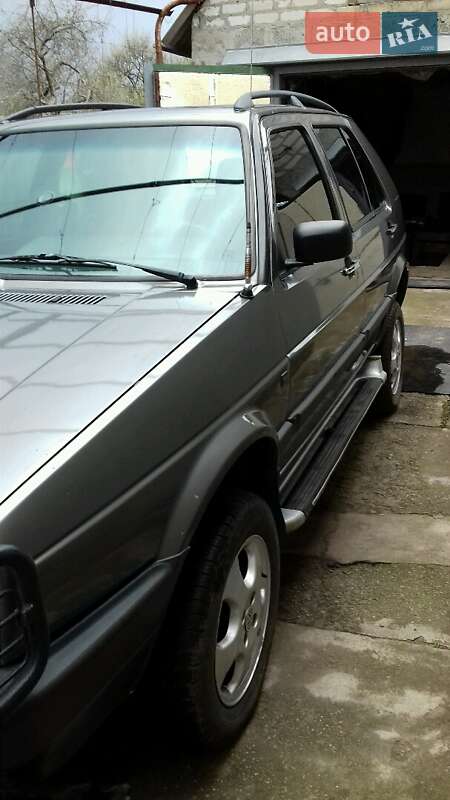 Хетчбек Volkswagen Golf 1991 в П'ятихатках