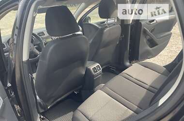 Хэтчбек Volkswagen Golf 2009 в Нововолынске