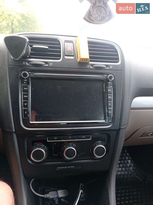 Универсал Volkswagen Golf 2010 в Горишних Плавнях