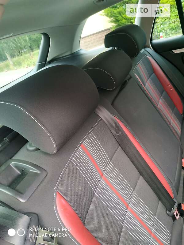 Універсал Volkswagen Golf 2012 в Броварах