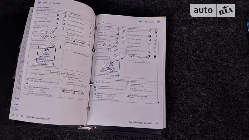 Хэтчбек Volkswagen Golf 2005 в Ходорове